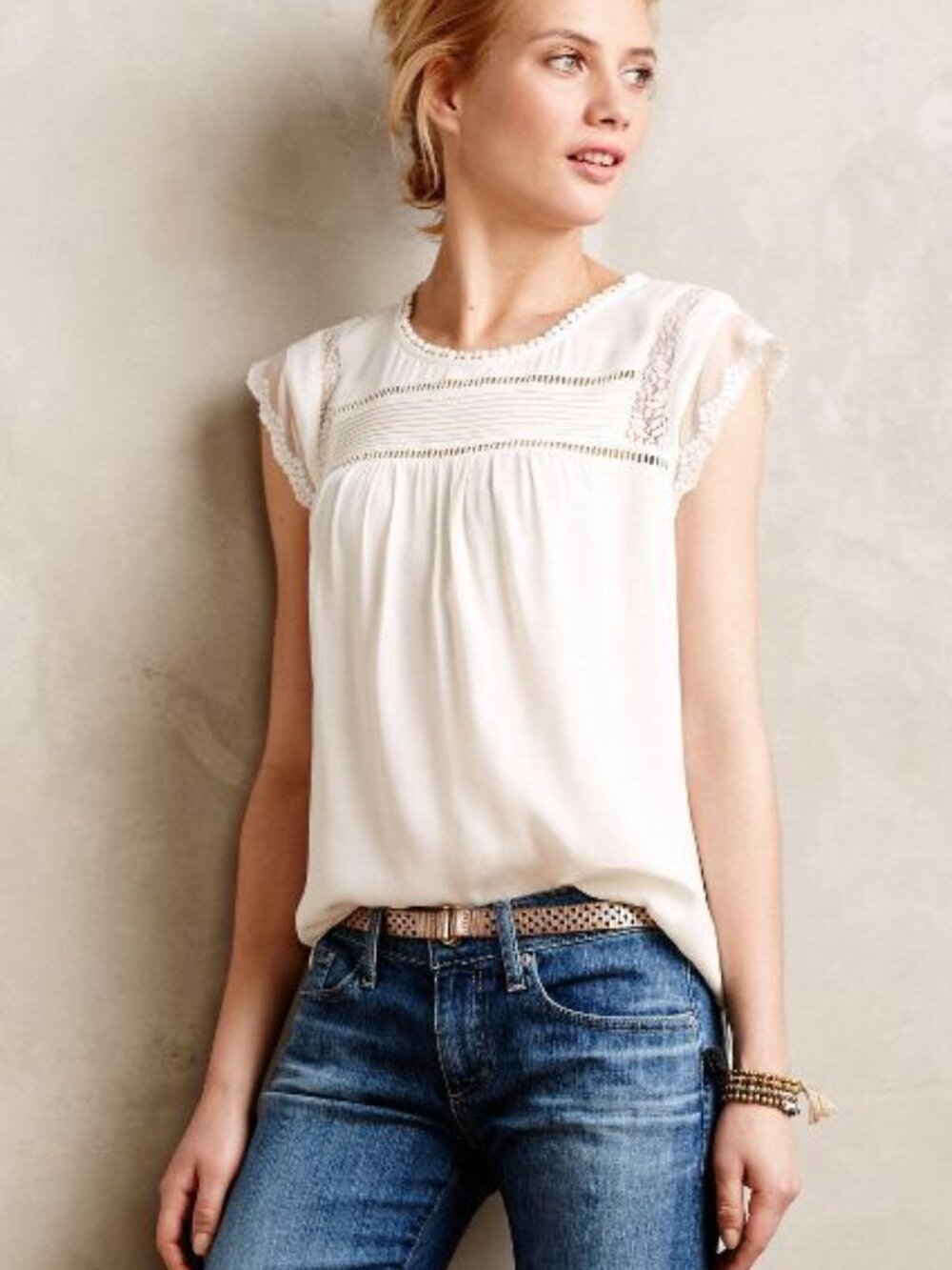 Daniel Rainn White Lace Yoke Cap Sleeve Blouse